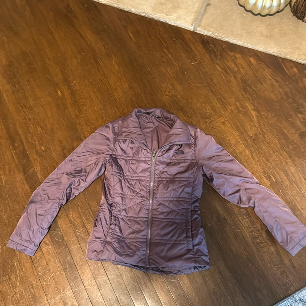 Woman’s small north face winter coat
